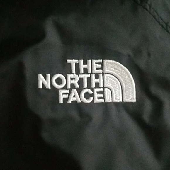 The North Face Hooded 3 in 1 Triclimate Jacket - Picture 8 of 15